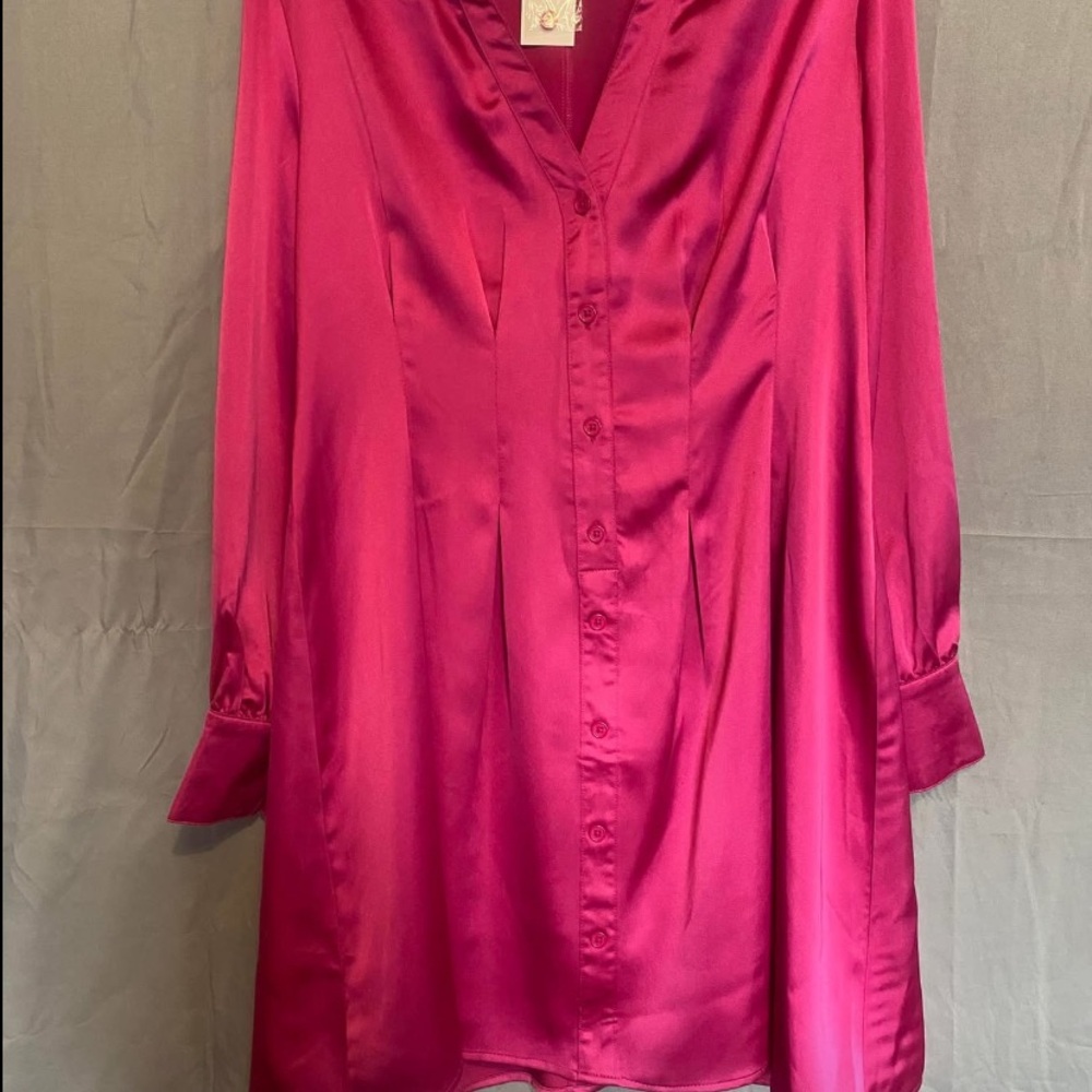 Versona Pink Midi Dress with Mandarin Collar and Relaxed Style